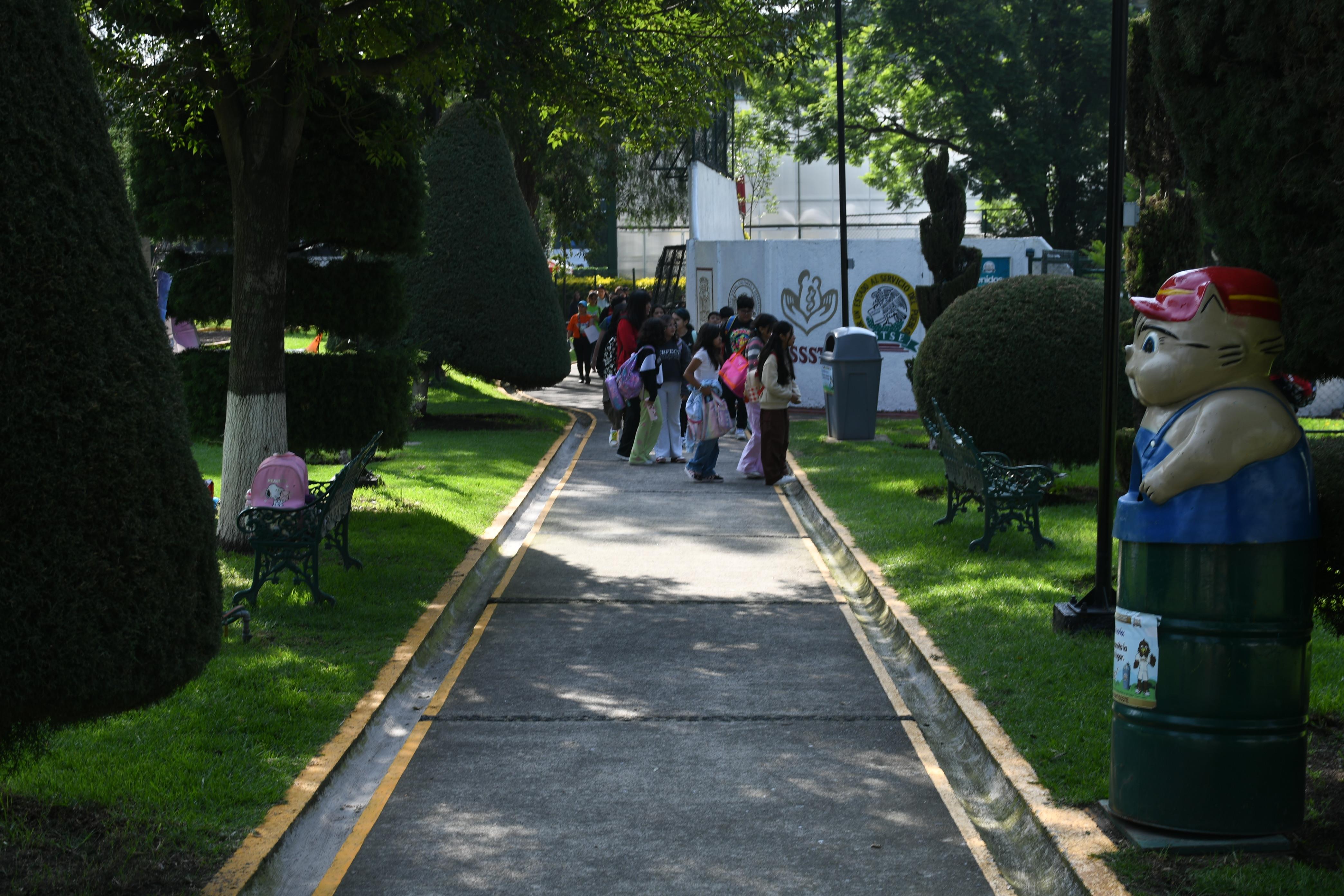  Arribo de niños del Curso de Verano 2026”Pequeños campeones del mundo”, CSCD del SNTISSSTE